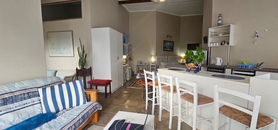 7 Bedroom Property for Sale in Middedorp Western Cape